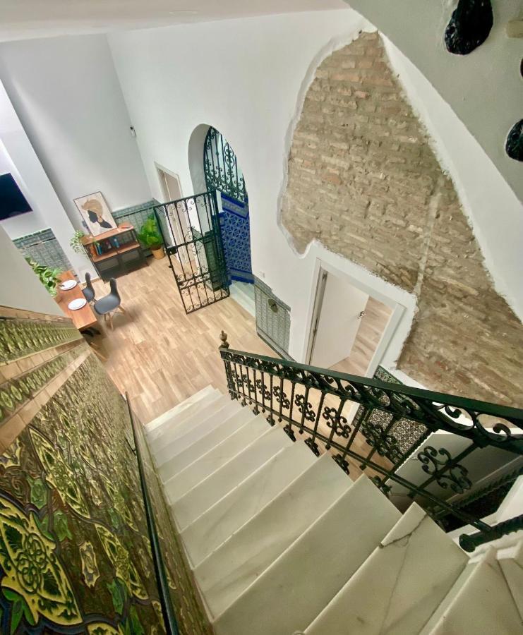Triana Riverside Guesthouse Севиля Екстериор снимка