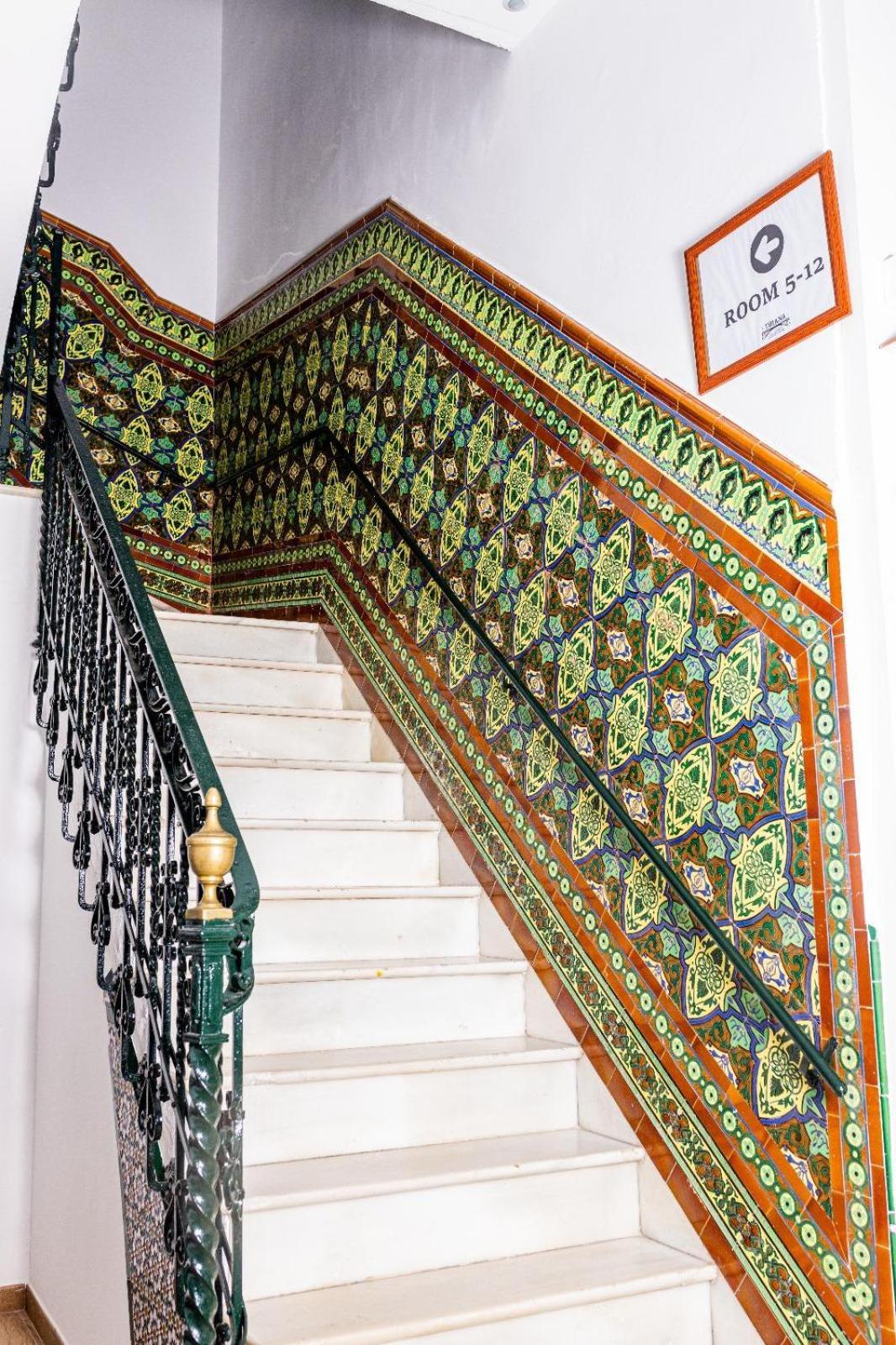 Triana Riverside Guesthouse Севиля Екстериор снимка