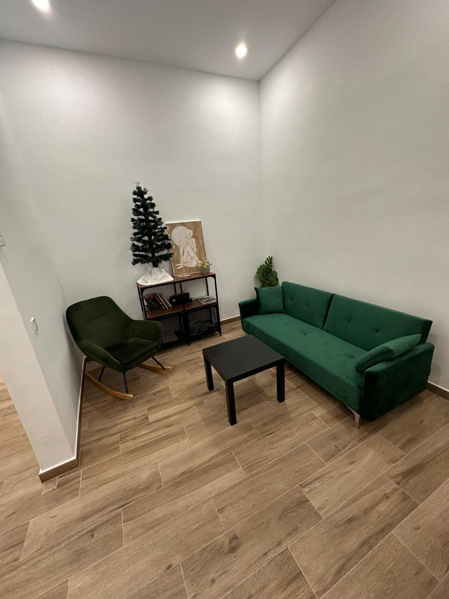 Triana Riverside Guesthouse Севиля Екстериор снимка